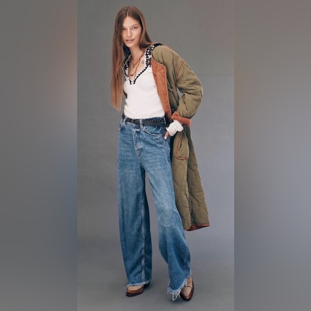 We The Free Old West Slouchy High Rise Wide Leg Jeans, Size 31 - Picture 5 of 6